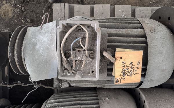 3лектродвигатель 5А 160 М8 (11 кВт., 750 об/мин), б/у