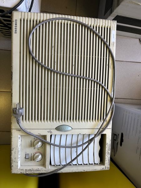 Кондиционер оконный SAMSUNG AZ12F1 JEA .N