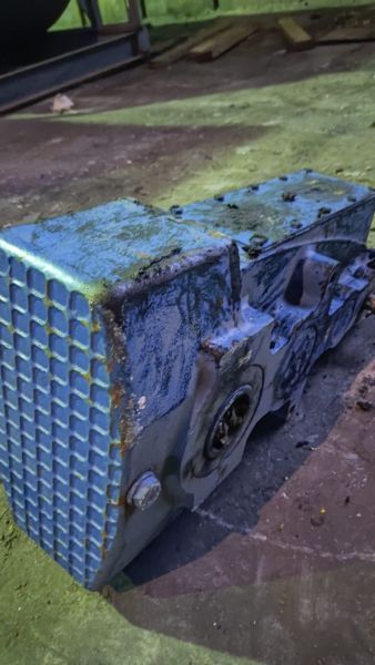 Редуктор В-160 б/у