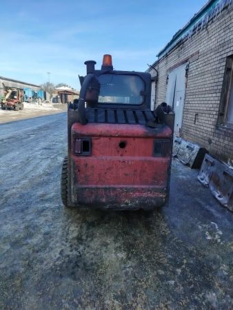 Погрузчик Bobcat S130 1