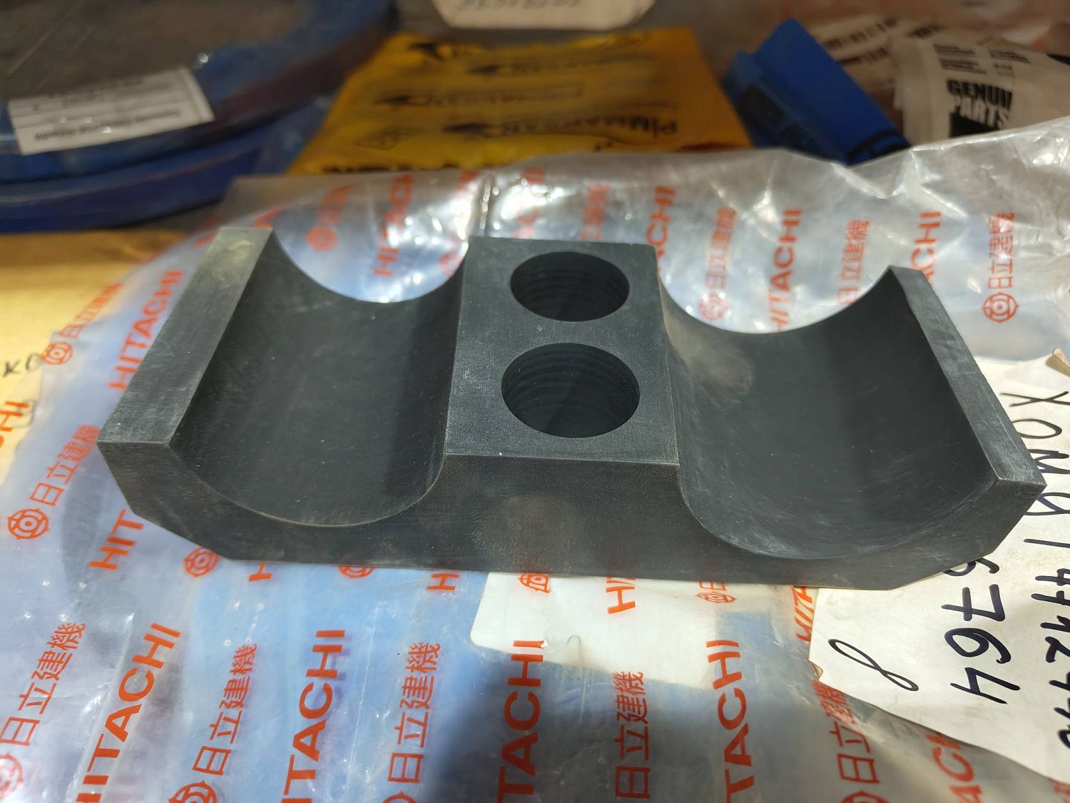 Хомут 4712776 Hitachi