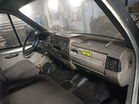 Грузовой автомобиль ГАЗ 2705 