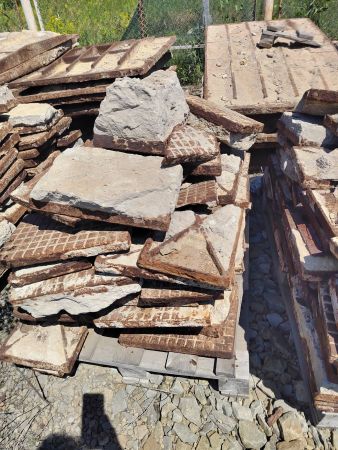 Плитка металлическая напольная