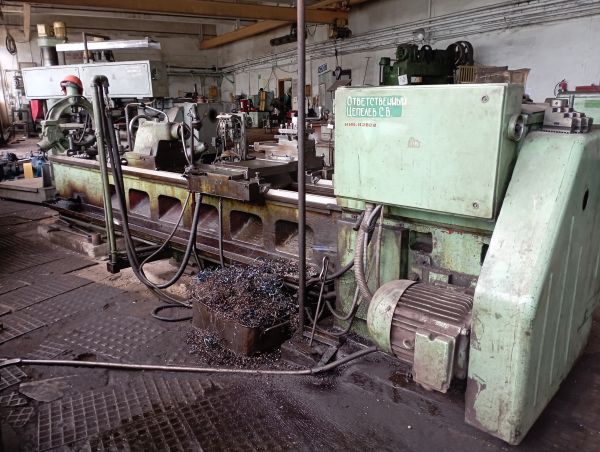 Станок токарно-винтовой ТТ1627Ф101 б/у