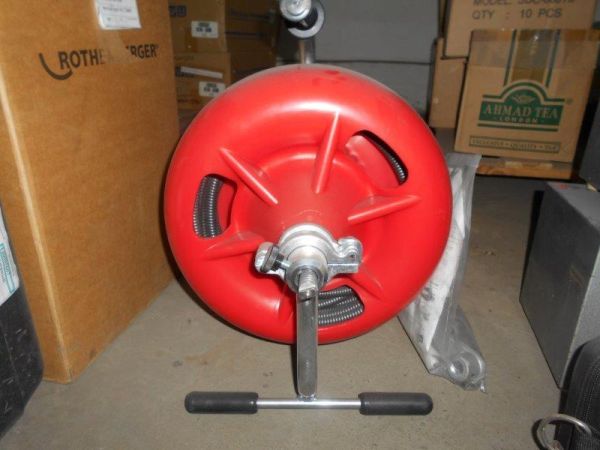 УСТРОЙСТВО ДЛЯ ЧИСТКИ ТРУБ 3 S 7.2003