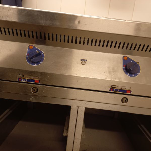 ФРИТЮРНИЦА ЭЛЕКТРИЧЕСКАЯ ЭФК-80/2Ш 2