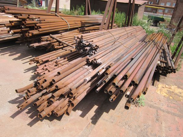 Труба б/у диаметры 57 и 38 мм 