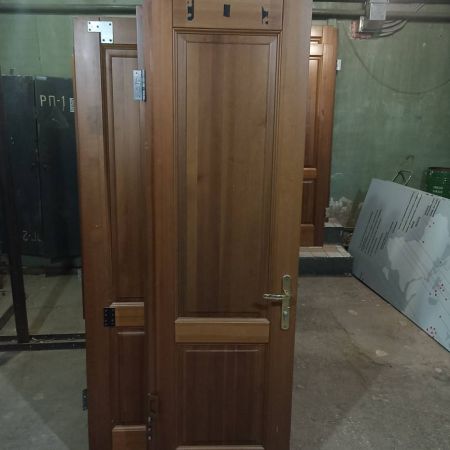 Дверь деревянная 