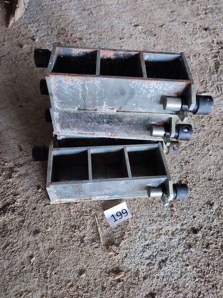 Форма куб 70,7*70,7*70,7 трехгнездовая оцинкованная