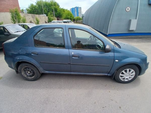 Транспортное средство (RENAULT SR) 
