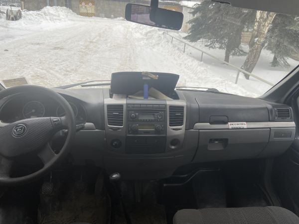 Цельнометаллический фургон ГАЗ-2217