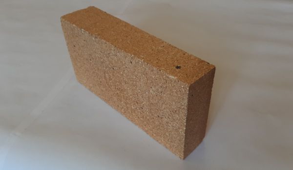 Кирпич шамотный в ассортименте