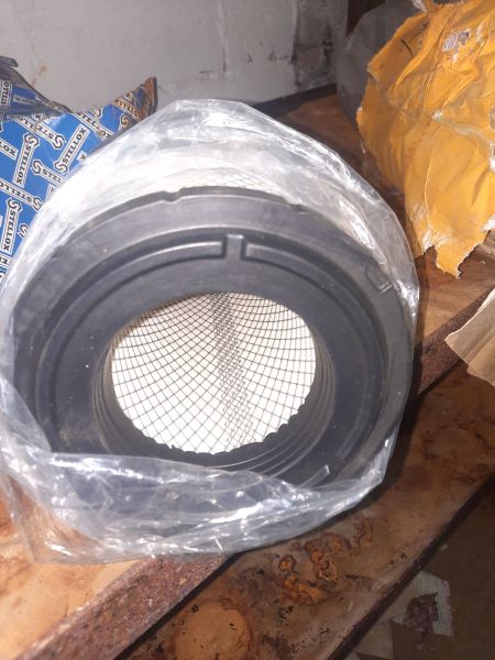 Фильтр  воздушный с сальником 8121039SX (D163)