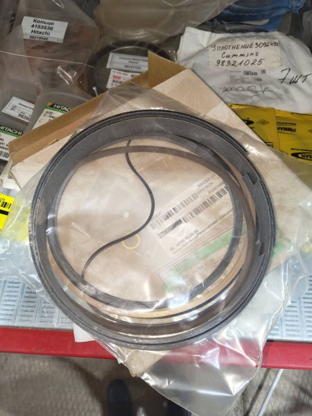 Уплотнение Е12573266 Hitachi