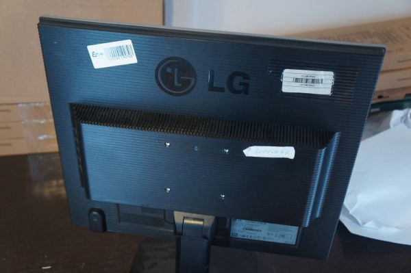 Монитор LG L1918S TFT