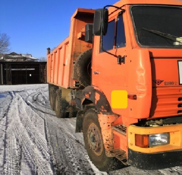 Самосвал Камаз 6520, 