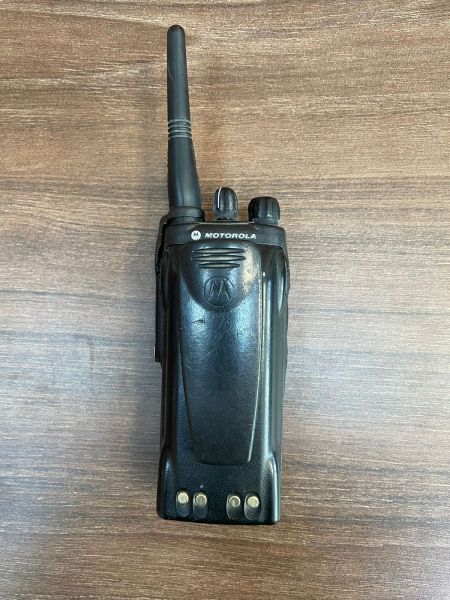 MOTOROLA GP 680 sn 749 TLL3583 140014035 MOTOROLA GP 680 sn 749 TLL3583 140014035