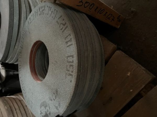 Шлиф круг 350*10*127 63с25ст