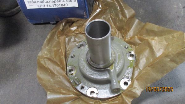 Крышка заднего подшипника первичного вала КПП 14.1701040