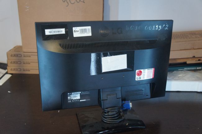 МОНИТОР 20" LG  FLATRON (из ВСУС)