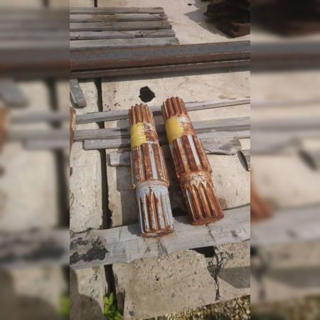 Вал  трехшлицевой 1080,28,19