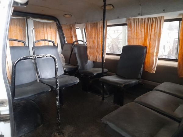 Автомобиль ГАЗ -3221