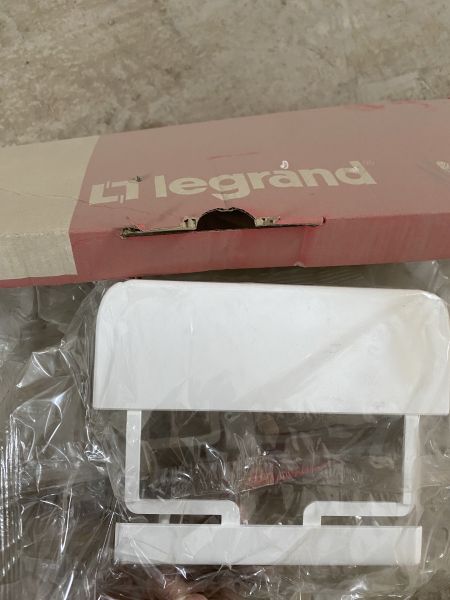 Заглушка 50х150 10703 Legrand