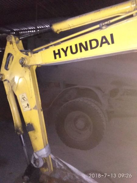 Экскаватор Hyundai R35Z-7A