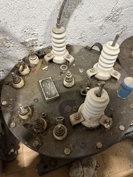 Трансформатор напряжения б/у