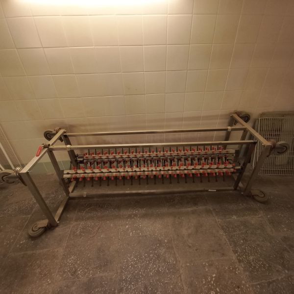 ТЕЛЕЖКА ДЛЯ ТАРЕЛОК 2