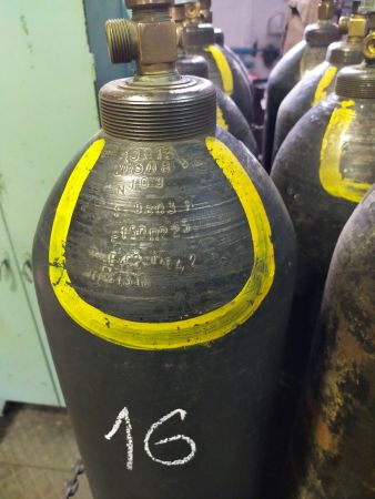 Стальной баллон углекислотный , давление 150/225 кгс/см2, объём 40 литров
