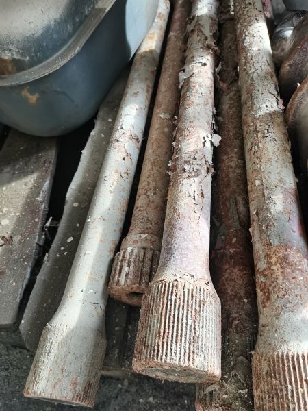 Вал торсионный 748-21-88 б/у