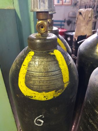 Стальной баллон углекислотный , давление 150/225 кгс/см2, объём 40 литров