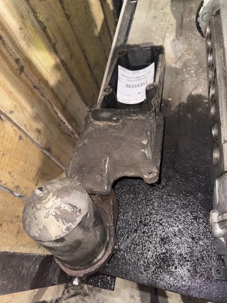 Крышка блока верх.236-1002255-В3 б/у