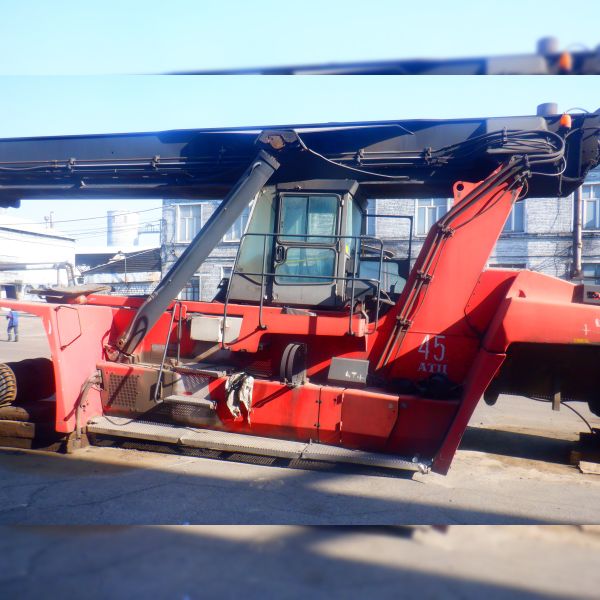 Контейнерный погрузчик (ричстакер) Kalmar DFR450-65S5, 2008