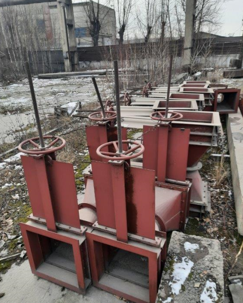 Задвижка листовая ч.КЭ33805-3