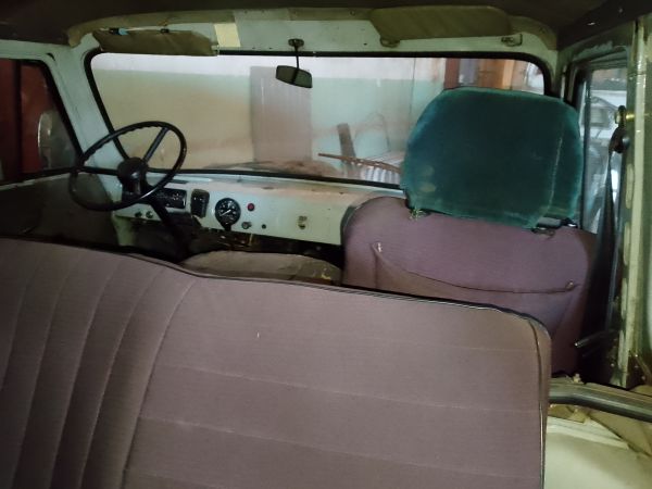 Автомобиль УАЗ 220694