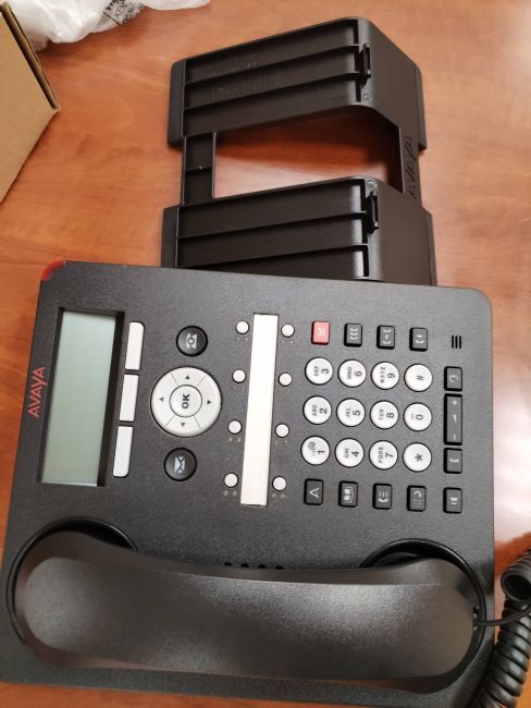 Телефон цифровой AVAYA 1408