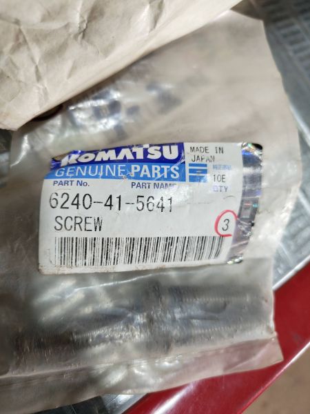 Винт 6240-41-5641 Komatsu
