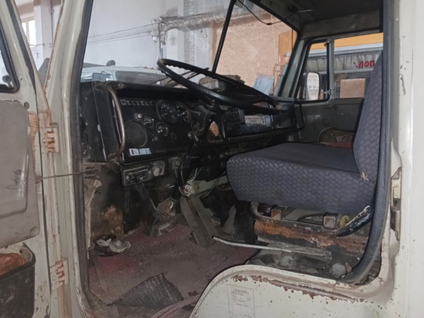 Автомобиль Камаз 55111