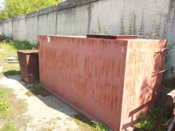 Емкость б/у для хранения отработанного масла