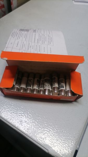 НПА_Вставка плавкая цилиндрическая 10х38 25А ИЭК CFL 10-025