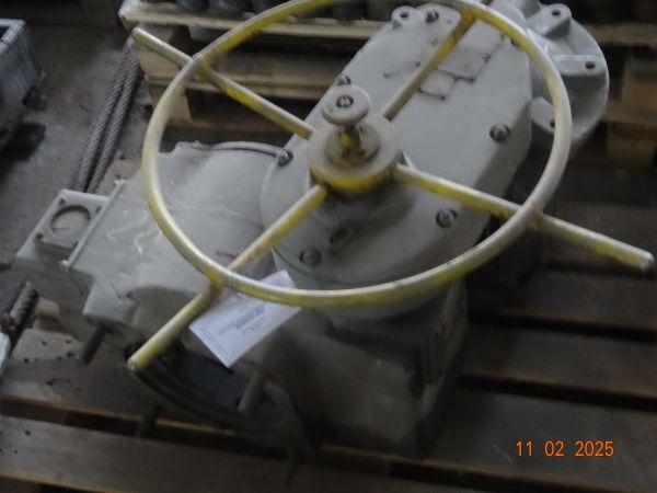 Привод электрический для арматуры (б/у)