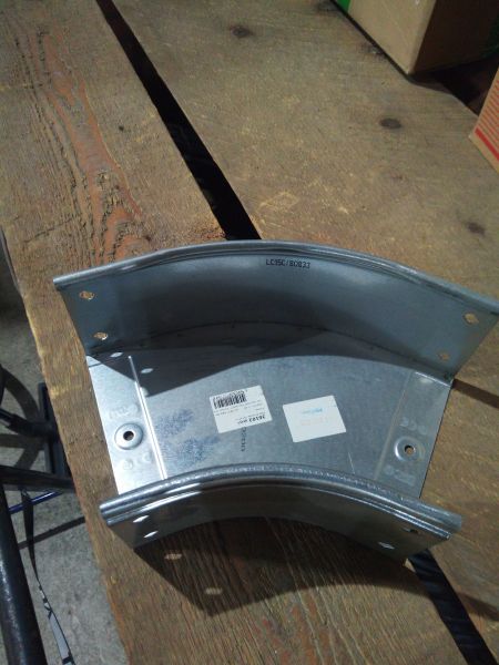 Угол CPO 45 горизонтальный 45° 150х100 в комплекте с крепежными элементами и соединительными пластинами (арт. 36102K)