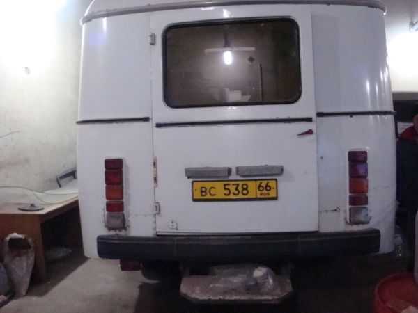 АВТОБУС КАВЗ-3976