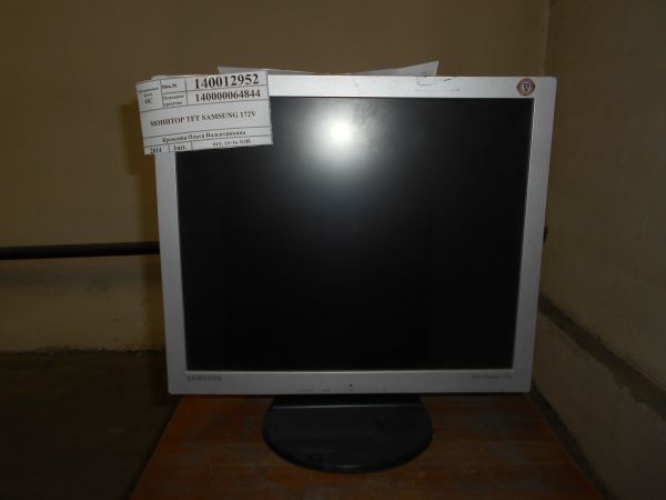 Монитор TFT SAMSUNG 172V