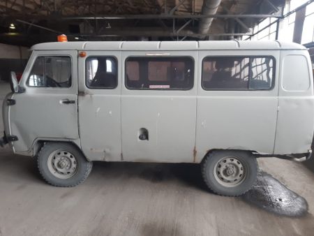 Автомобиль УАЗ 220695-04