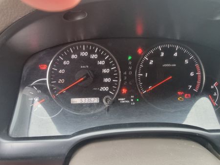 Автомобиль TOYOTA LAND CRUSER