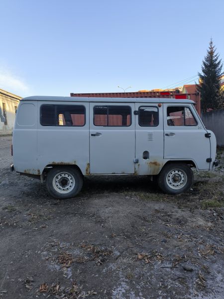 Автомобиль  УАЗ 22069033