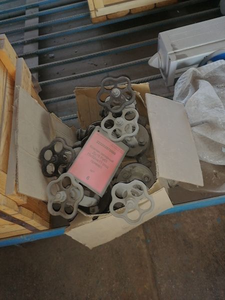 Клапан запорный Ду15 Ру63 15с52нж11 (под привар)